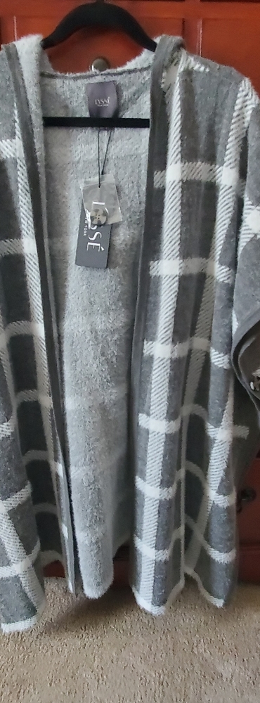 Lysse Tribeca plaid poncho sweater